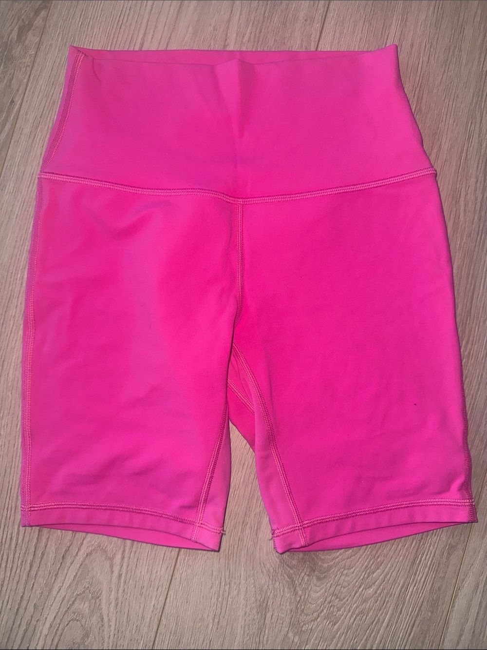 Lululemon Align High-Rise Short 8" size 6 sonic Pink